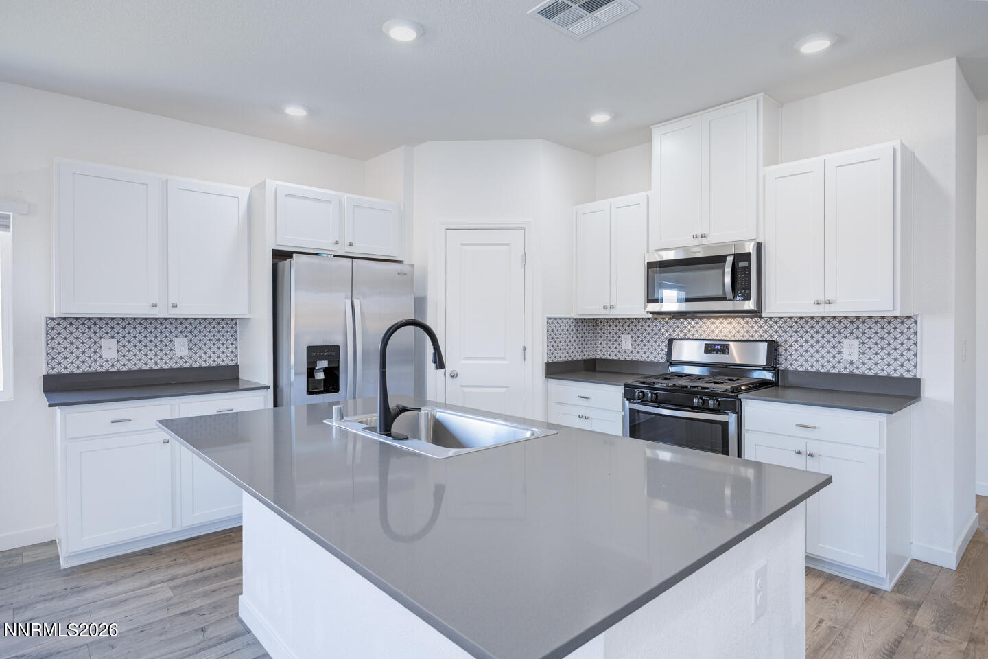 343 Crystal Court Fallon, NV 89406 - Photo 5 of 26 5