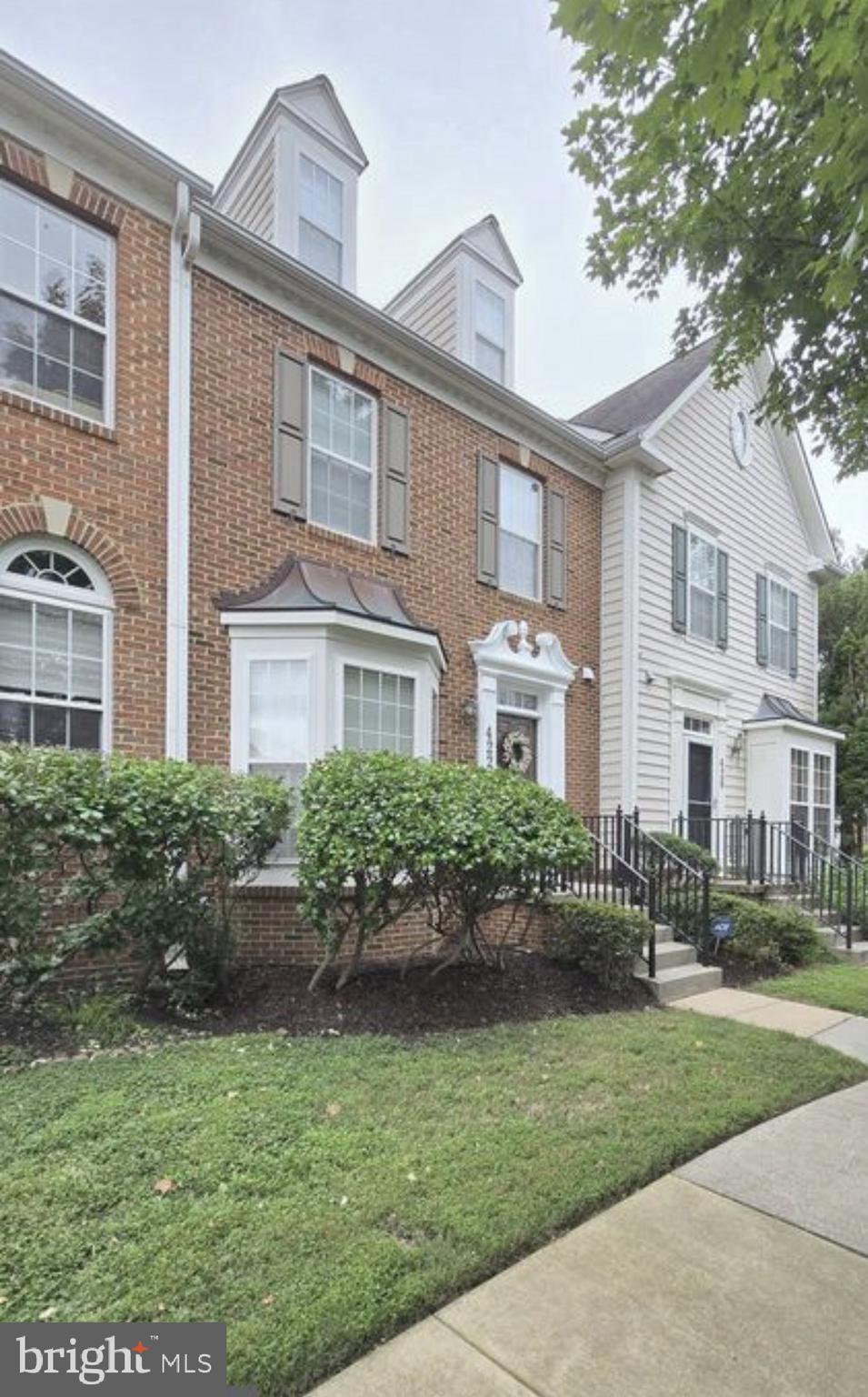 422 Sheila Street Gaithersburg, MD 20878 - Photo 2 of 46 Gorgeous 4- Level Brick Townhouse with Bay Window