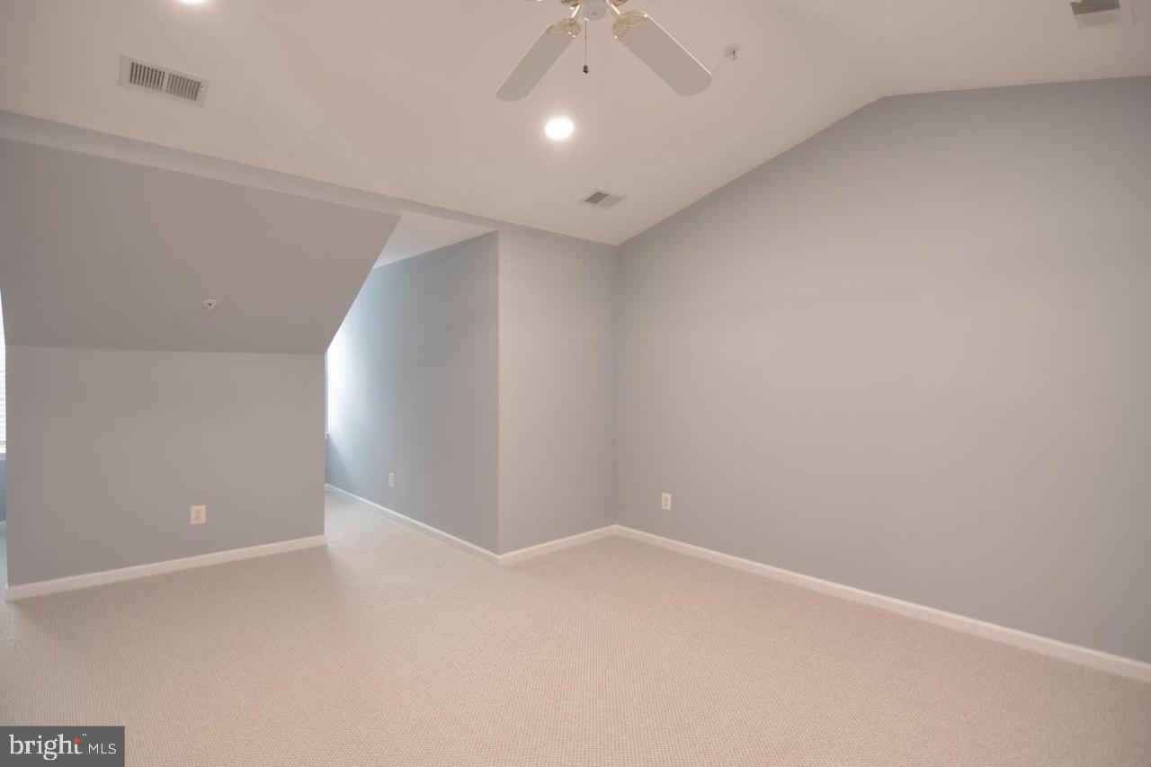 422 Sheila Street Gaithersburg, MD 20878 - Photo 27 of 46 Large Fourth Floor Loft with Berber Carpet and Fan