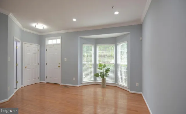 $3,850 | 422 Sheila Street, Gaithersburg, MD 20878