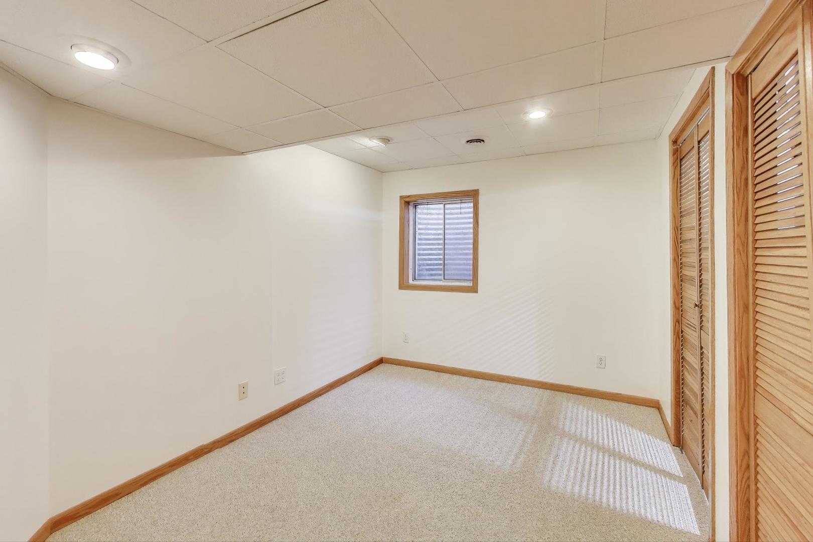 1350 Kelly Court Batavia, IL 60510 - Photo 25 of 30