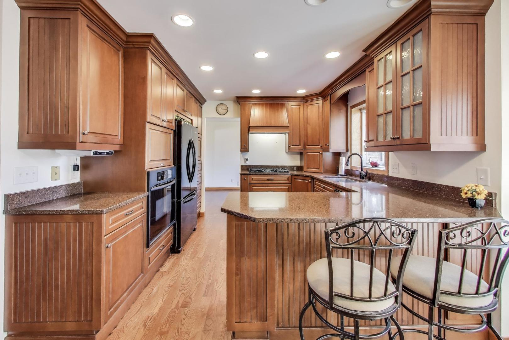 1350 Kelly Court Batavia, IL 60510 - Photo 5 of 30