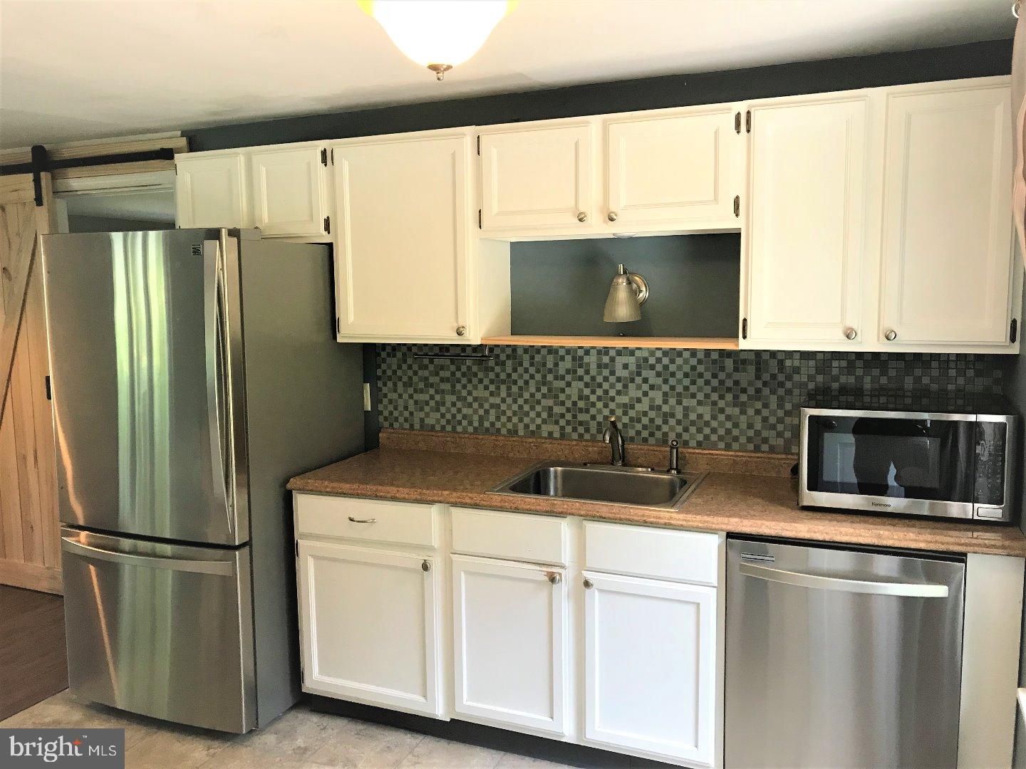 15 Old Spring Road Coatesville, PA 19320 - Photo 4 of 21 Kitchen