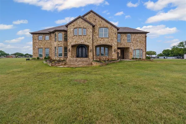 $2,500,000 | 2500 County Road 920, Crowley, TX 76036