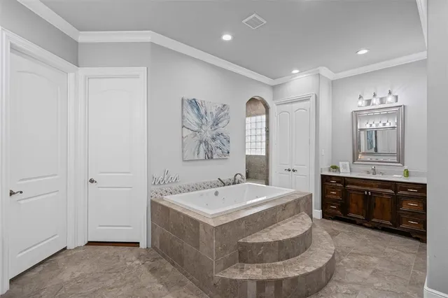 $2,800,000 | 2500 County Road 920, Crowley, TX 76036