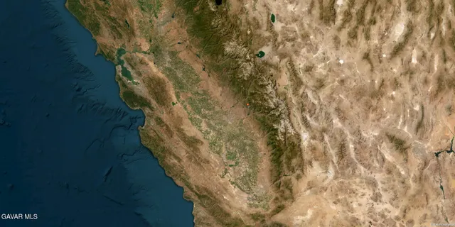 a close up of a shower