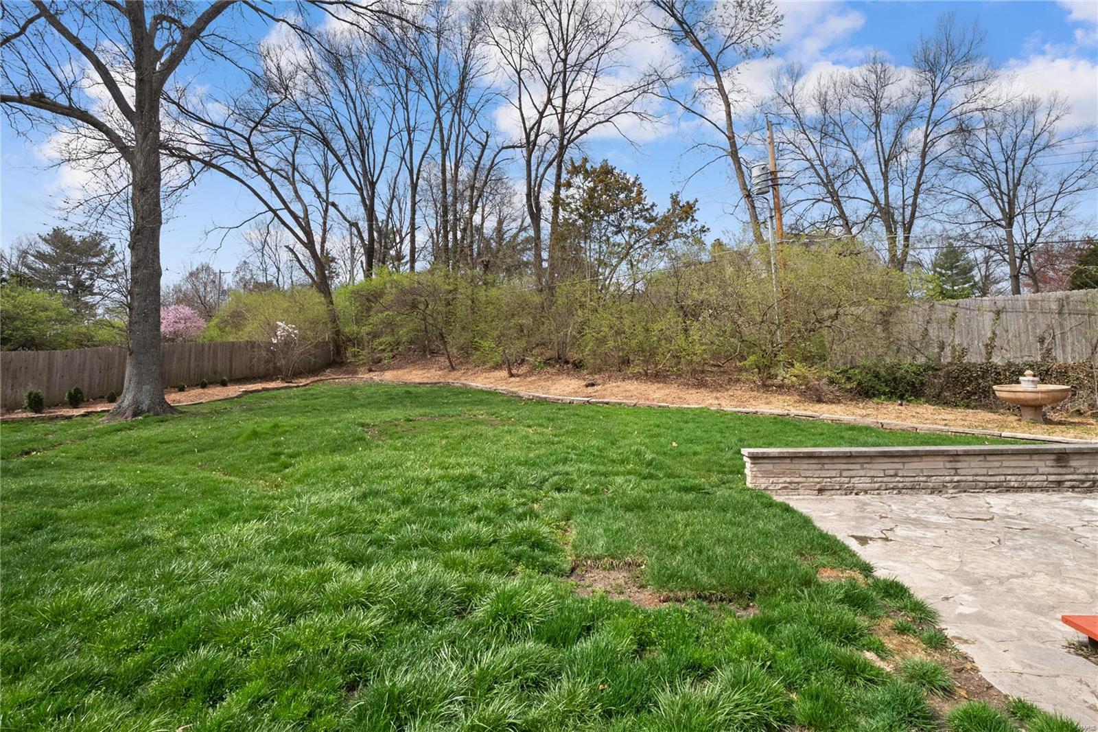 1281 Lay Road Ladue, MO 63124 - Photo 36 of 39