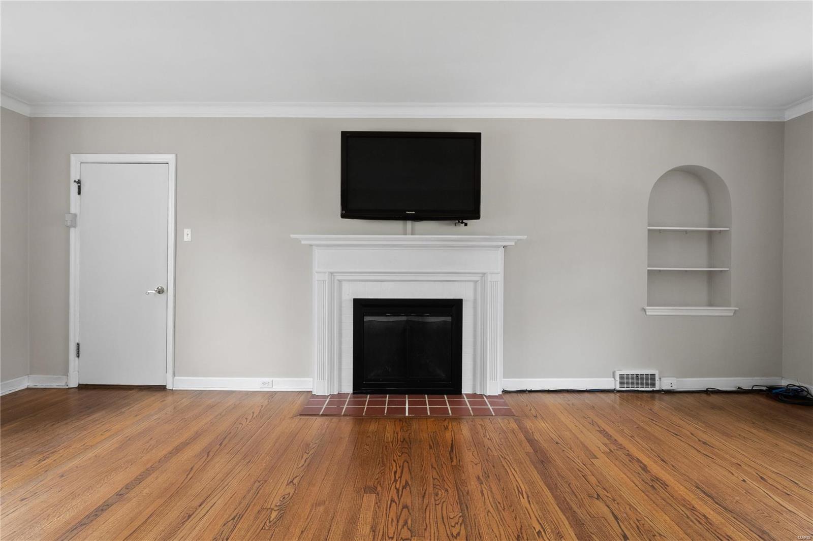 1281 Lay Road Ladue, MO 63124 - Photo 6 of 39