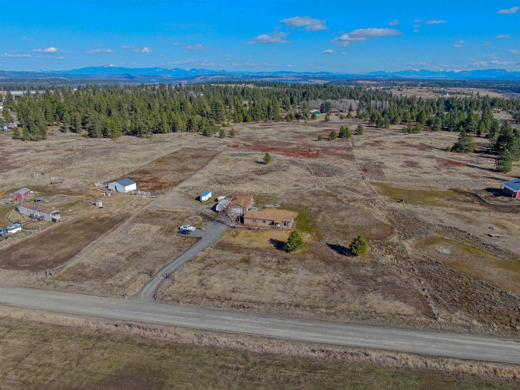 7512 North Rambo Road Spokane, WA 99224 - Photo 2 of 46