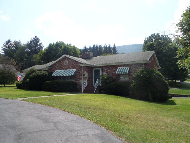 700 Spring Garden Drive Bluefield, WV 24701 - Photo 1 of 1 Gallery Image 1