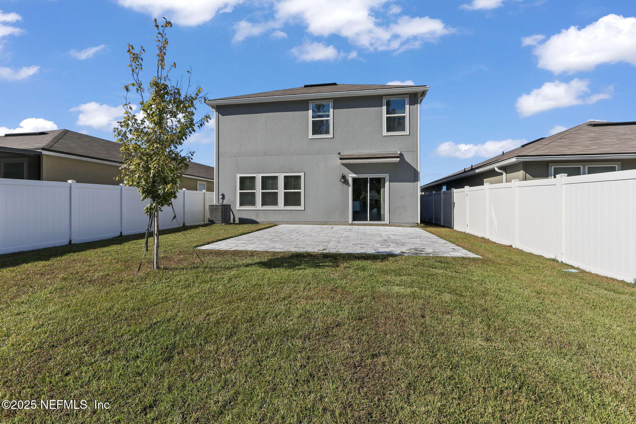 2267 Shady Breeze Ln Green Cove Springs Green Cove Springs, FL 32043 - Photo 4 of 17 a view of a house with a yard