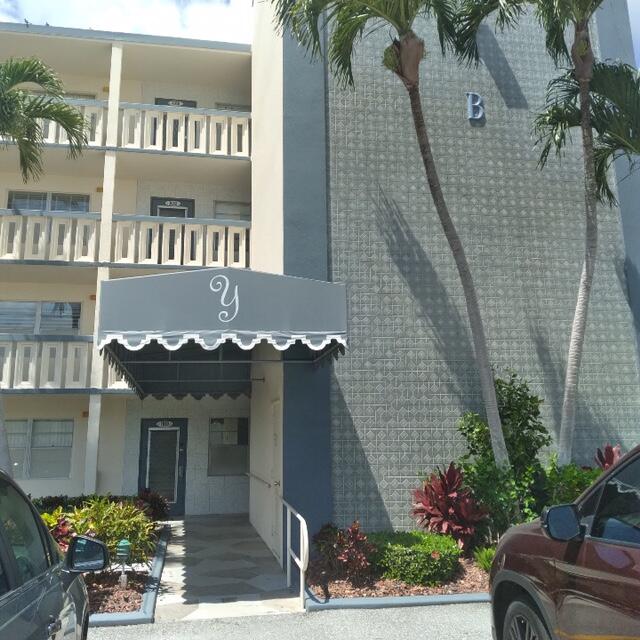 3029 Yarmouth C Boca Raton, FL 33434 - Photo 1 of 13 Yarmouth B