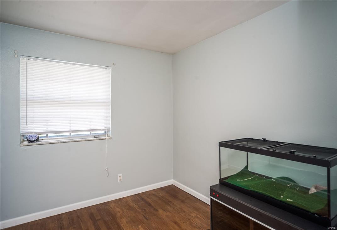1553 Johnson Road Granite City, IL 62040 - Photo 12 of 26 Gallery Image 12