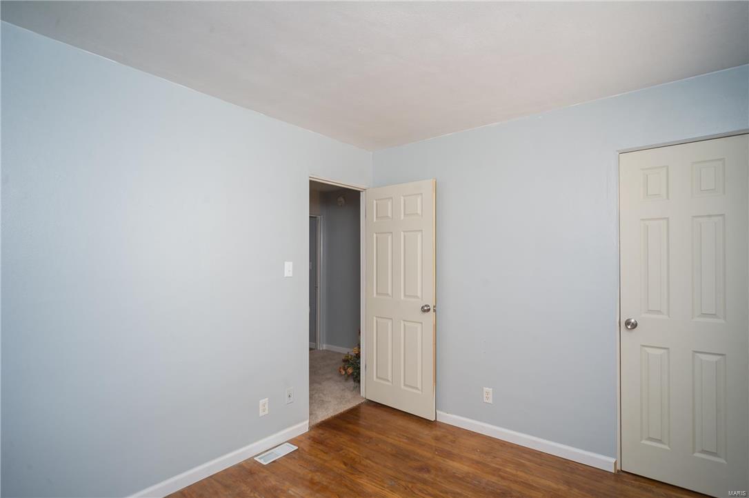 1553 Johnson Road Granite City, IL 62040 - Photo 14 of 26 Gallery Image 14