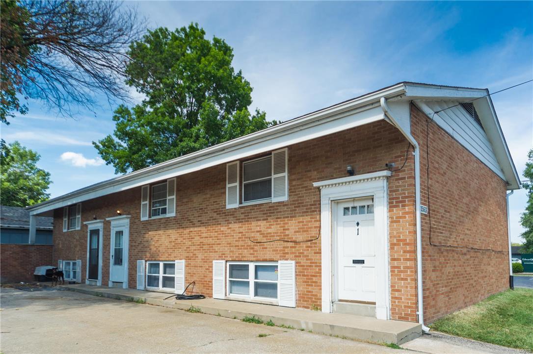 1553 Johnson Road Granite City, IL 62040 - Photo 3 of 26 Gallery Image 3