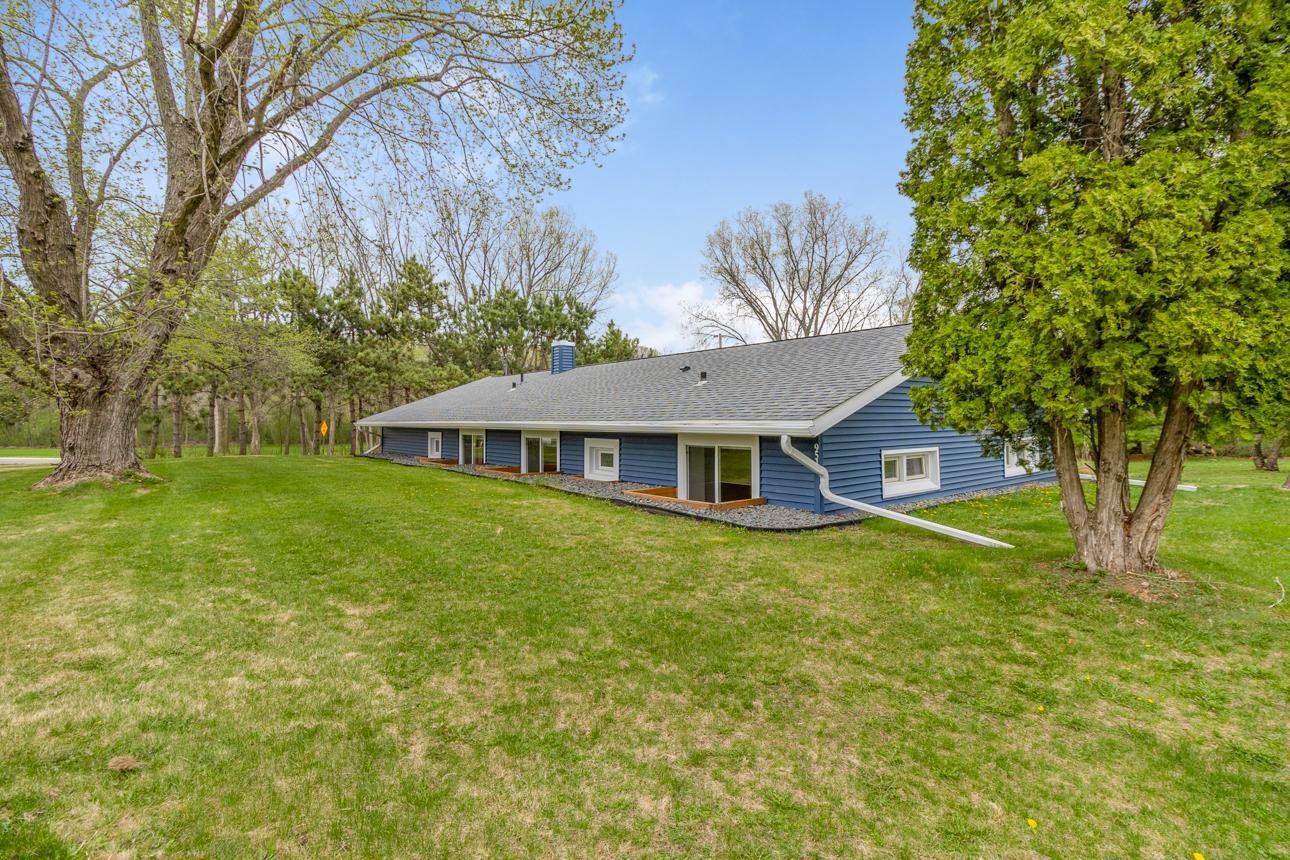 951 Washington Street Prescott, WI 54021 - Photo 22 of 26