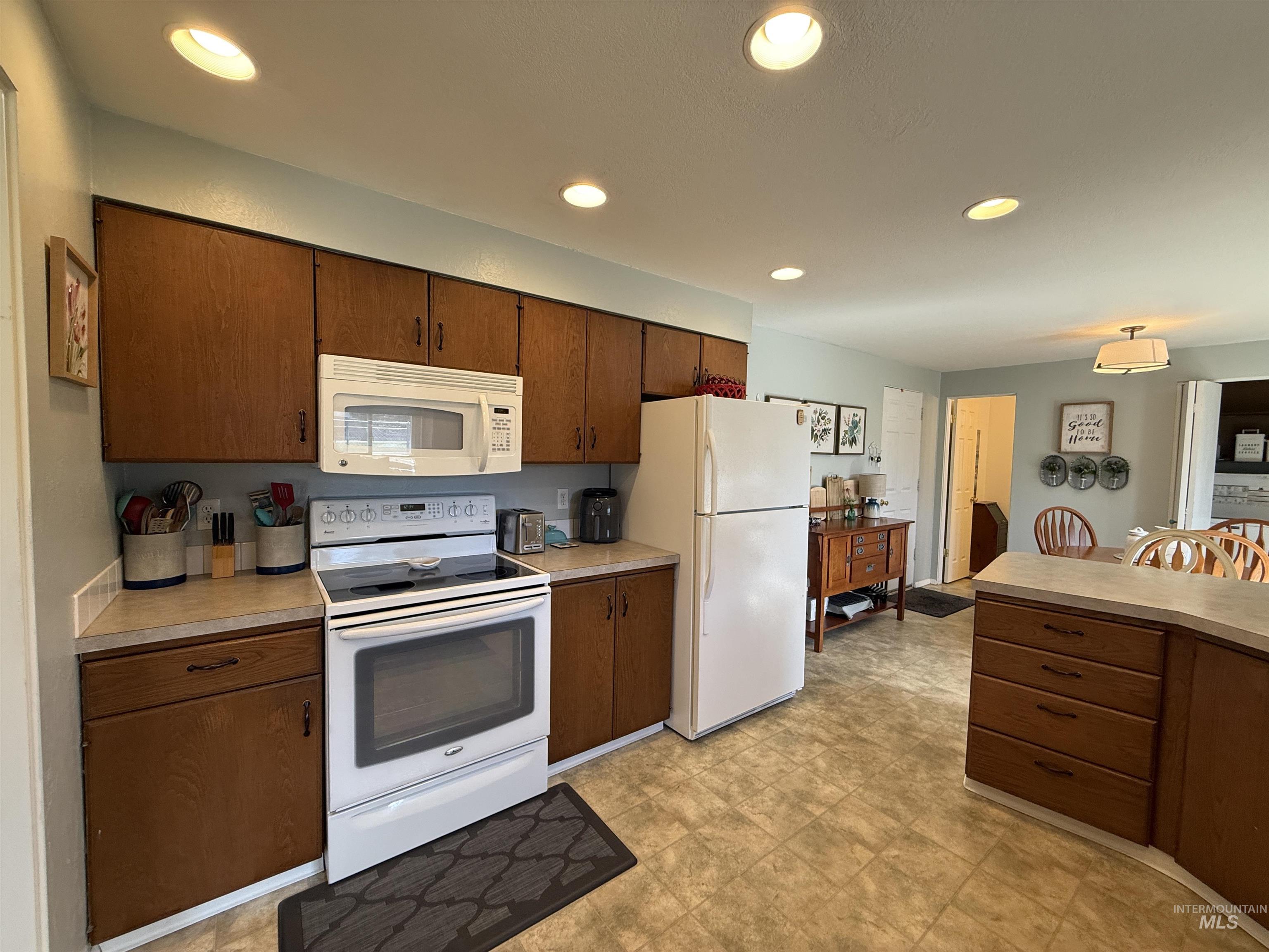 4487 West Bloom Street Boise, ID 83703 - Photo 17 of 32