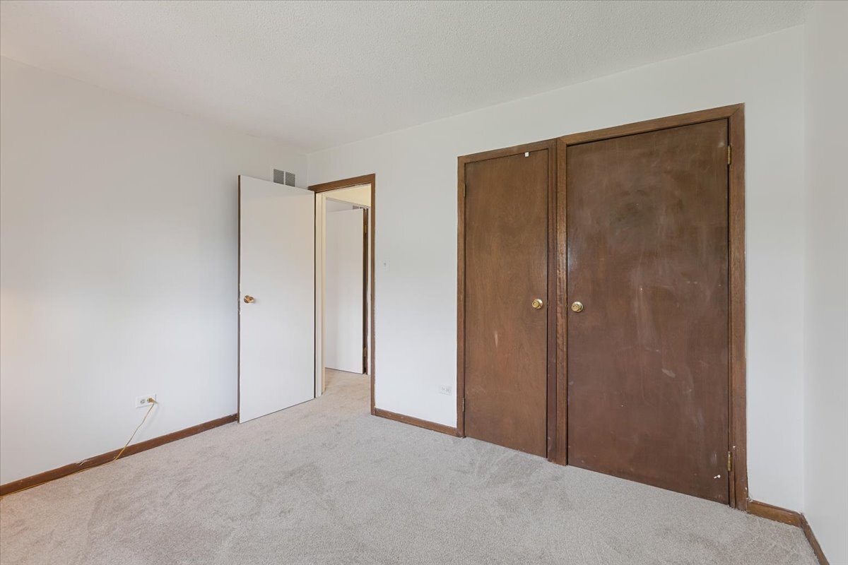 534 Quail Run Road Matteson, IL 60443 - Photo 29 of 31 a view of an empty room