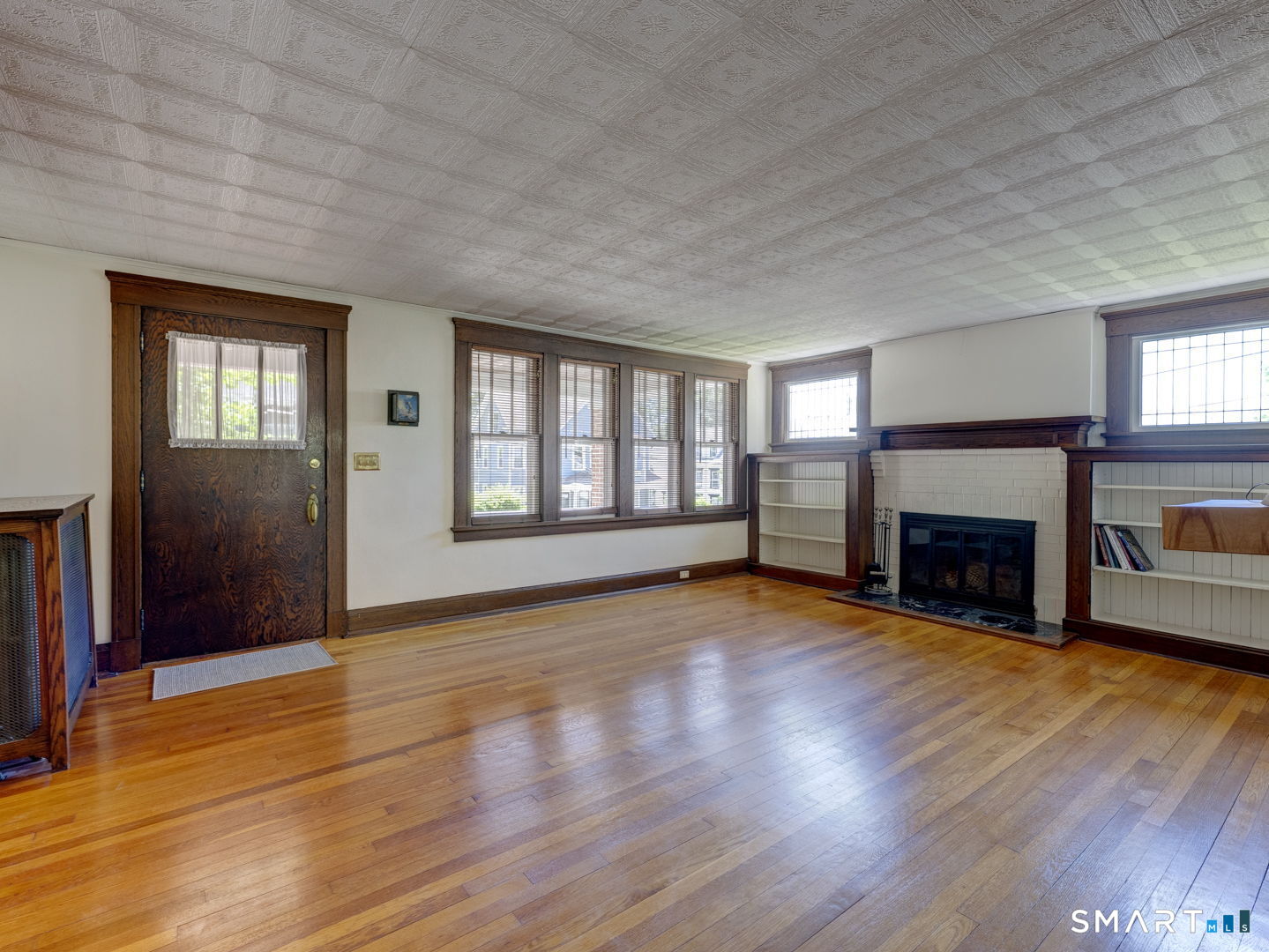 64 Chestnut Street Windham, CT 06226 - Photo 6 of 39
