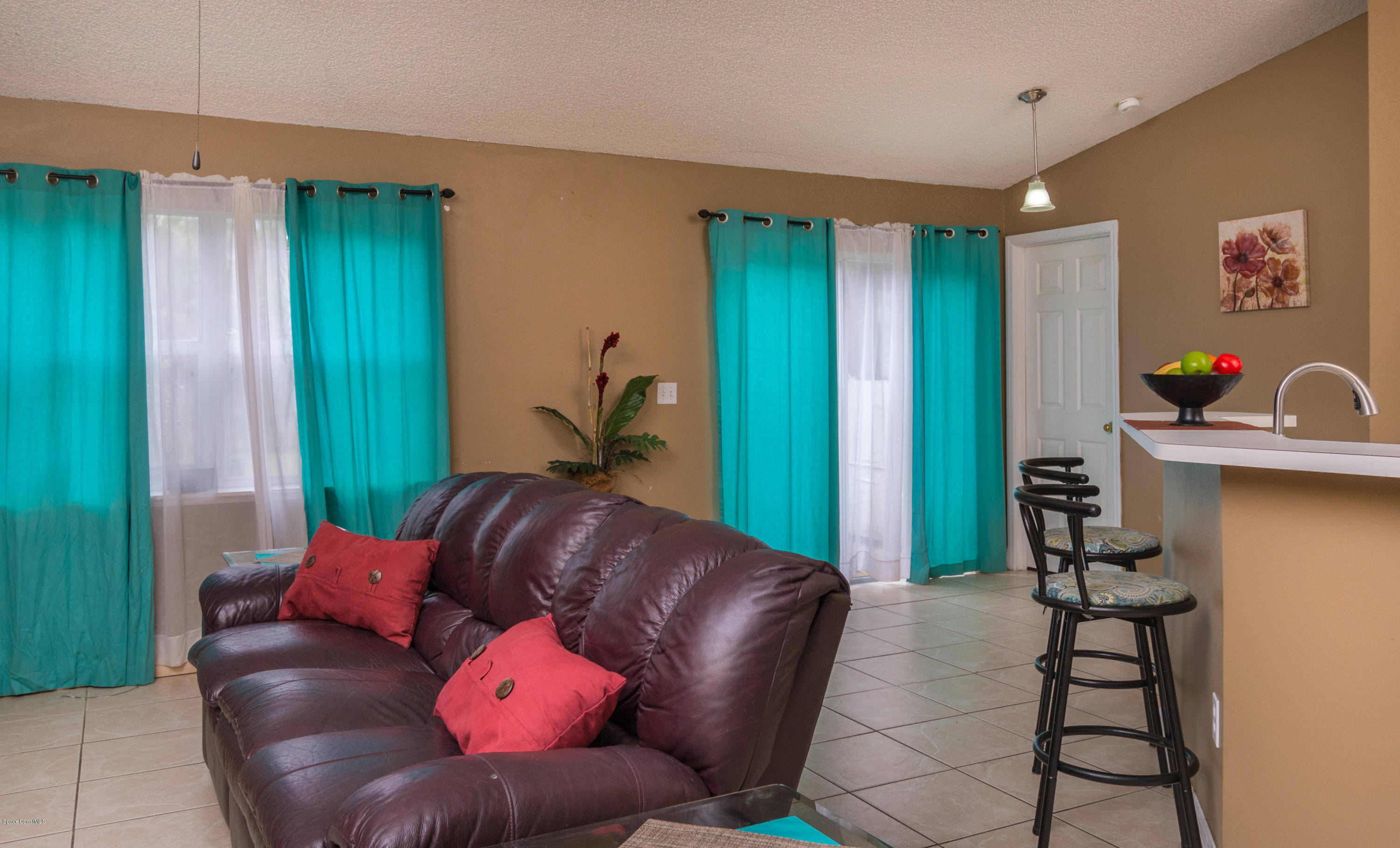 1270 Seabold Road Southwest Palm Bay, FL 32908 - Photo 8 of 18 Family Room