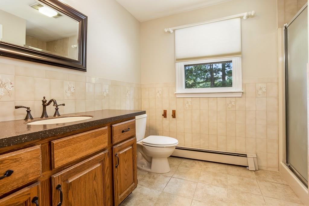 28 Phyllis Road Taunton, MA 02780 - Photo 7 of 35 Gallery Image 7