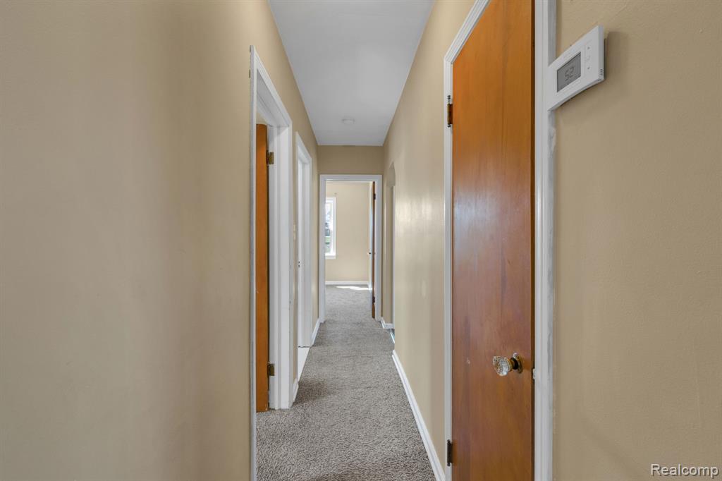 24901 Joy Road Dearborn Heights, MI 48127 - Photo 10 of 44