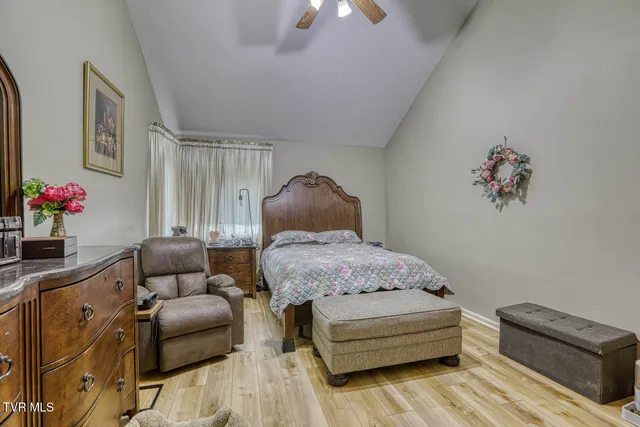 $464,900 | 223 Willowbend Court, Kingsport, TN 37660