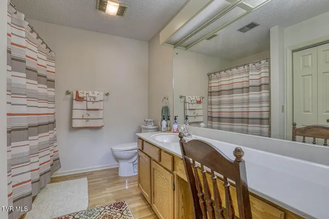 $464,900 | 223 Willowbend Court, Kingsport, TN 37660