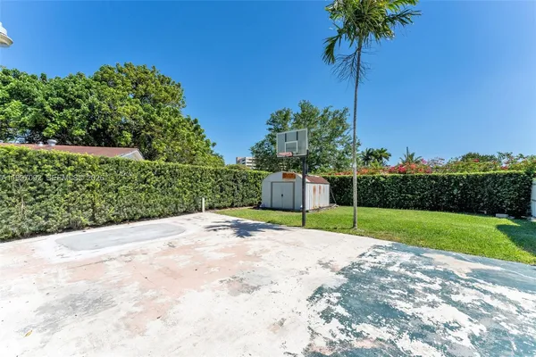 $5,200 | 12001 Southwest 41st Drive, Miami, FL 33175