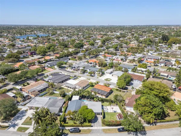 $5,200 | 12001 Southwest 41st Drive, Miami, FL 33175