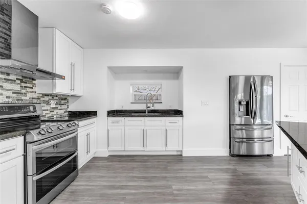 $5,200 | 12001 Southwest 41st Drive, Miami, FL 33175