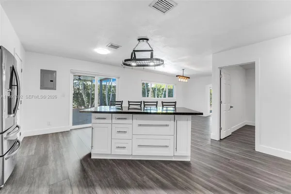 $5,200 | 12001 Southwest 41st Drive, Miami, FL 33175