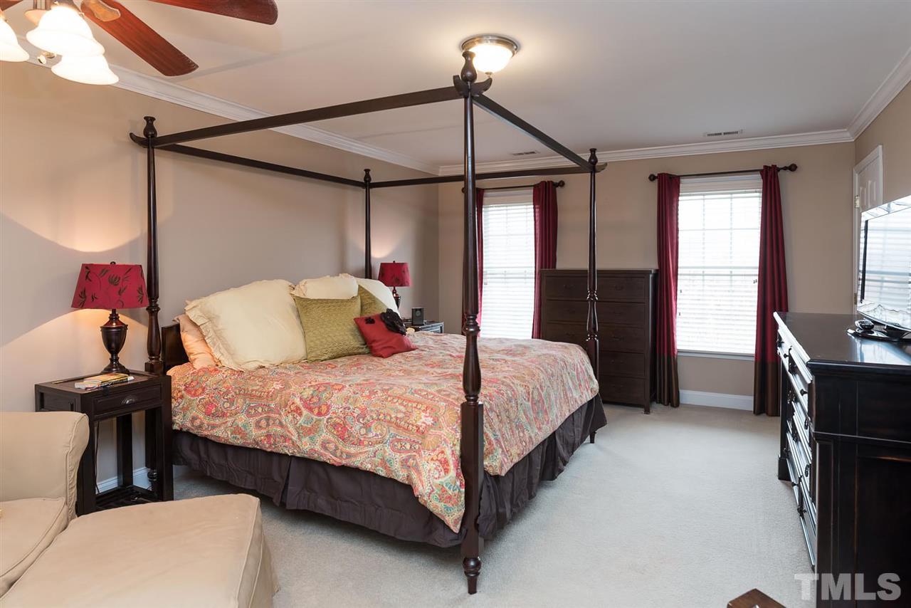 9300 Teton Pines Way Raleigh, NC 27617 - Photo 12 of 25 Gallery Image 12