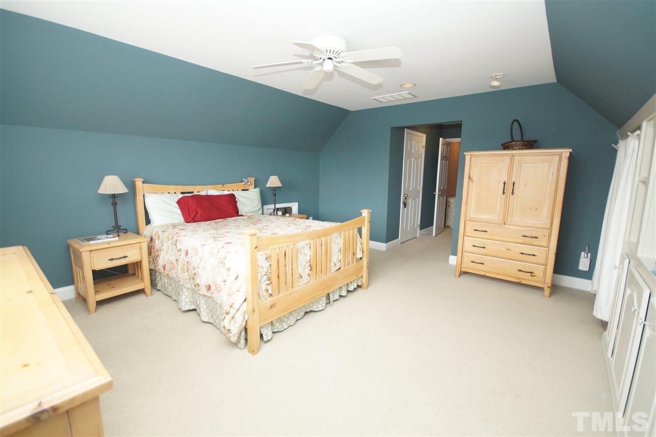 9300 Teton Pines Way Raleigh, NC 27617 - Photo 20 of 25 Gallery Image 20