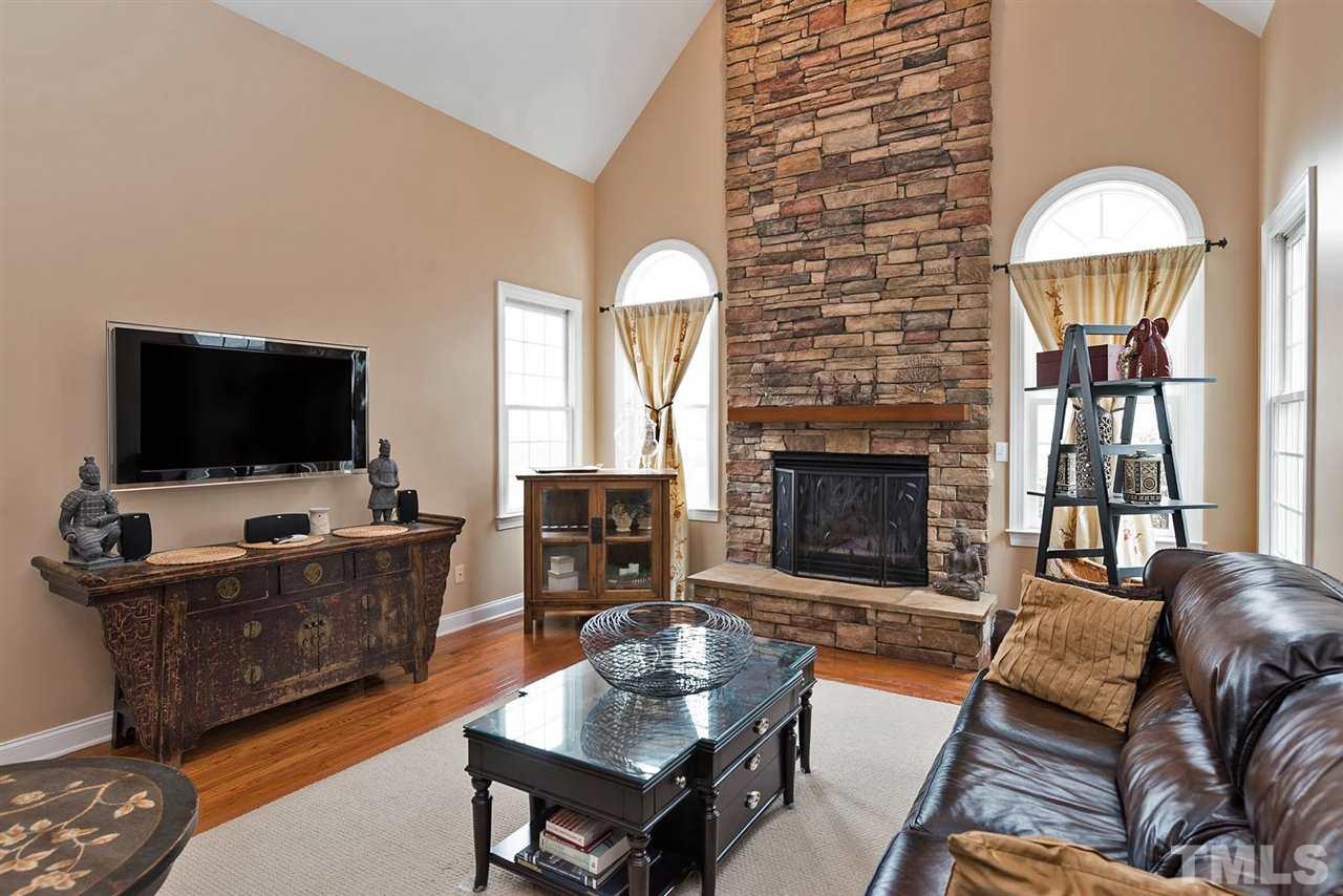 9300 Teton Pines Way Raleigh, NC 27617 - Photo 5 of 25 Gallery Image 5