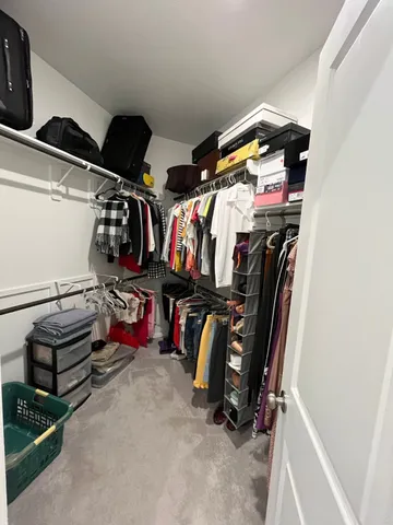 walk in closet