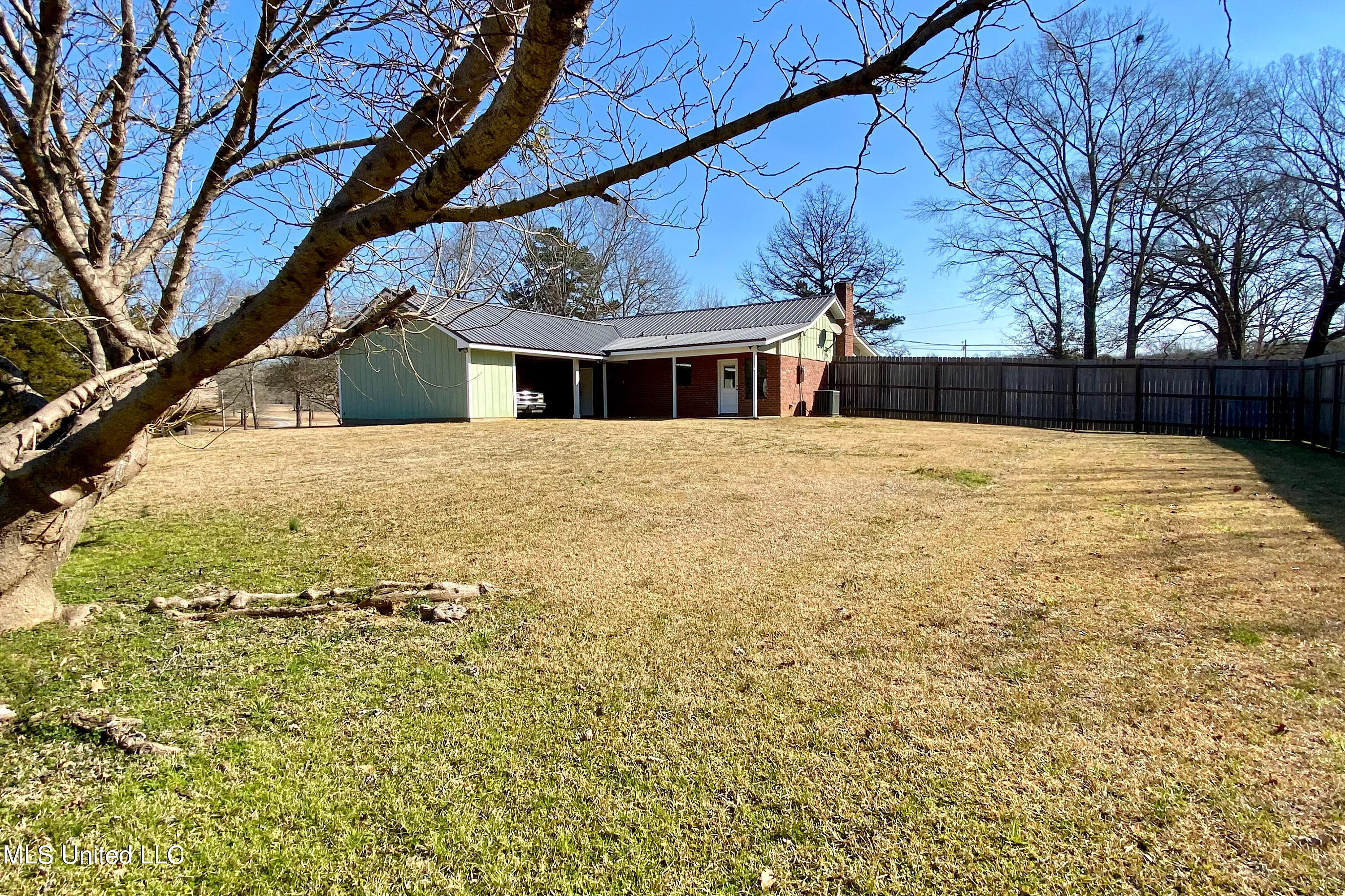 1311 South Jackson Road Terry, MS 39170 - Photo 12 of 29 IMG_2022-2-13-112934