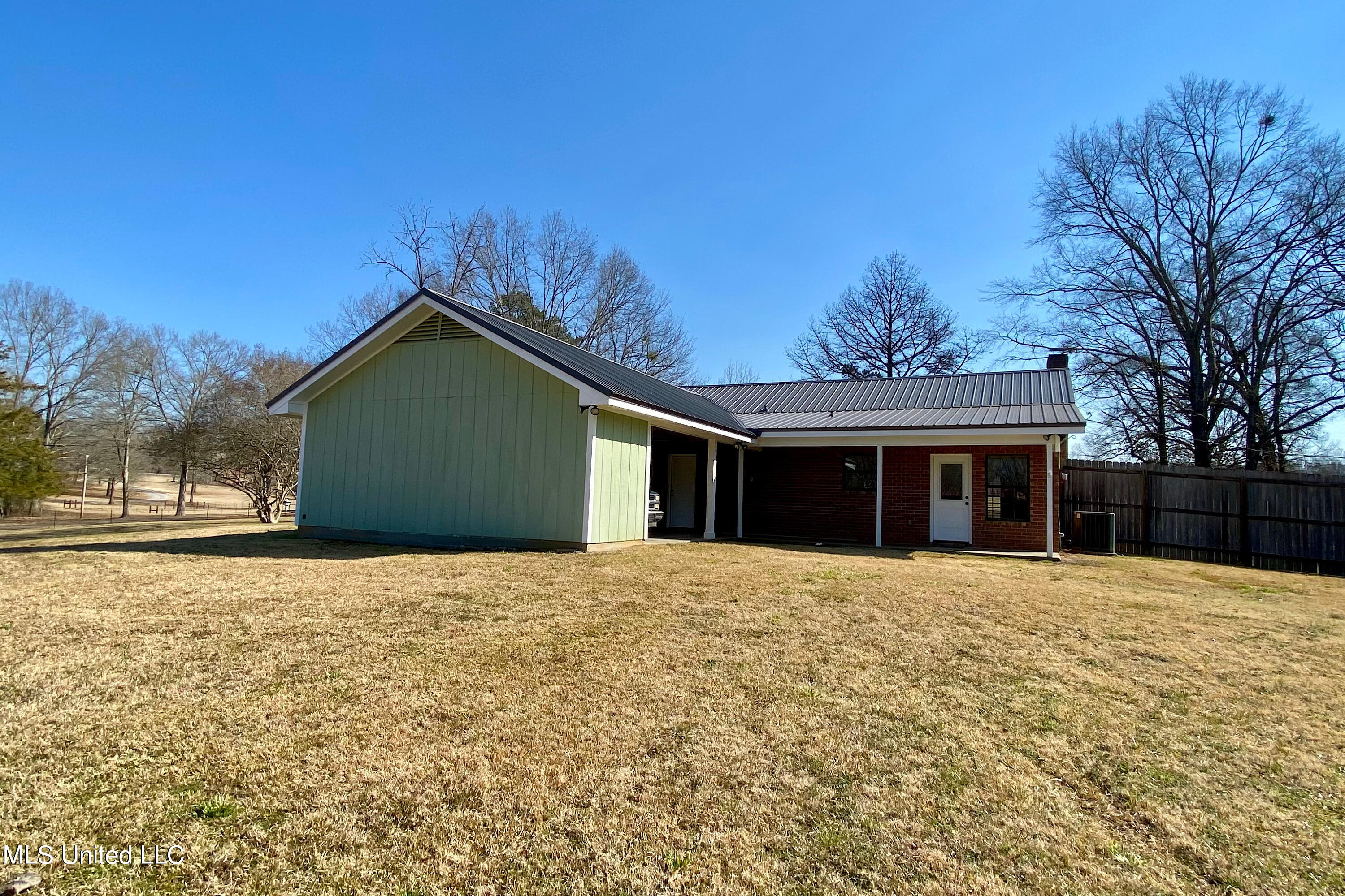 1311 South Jackson Road Terry, MS 39170 - Photo 5 of 29 IMG_2022-2-13-102550