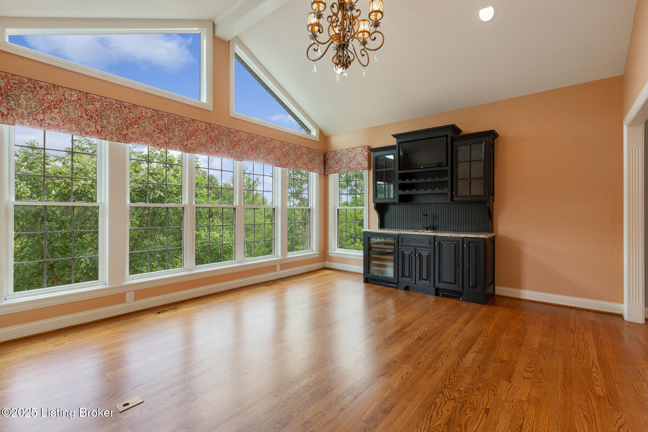 1908 Grand Ridge Road Louisville, KY 40214 - Photo 28 of 113 Wine Room/Formal Dining Room