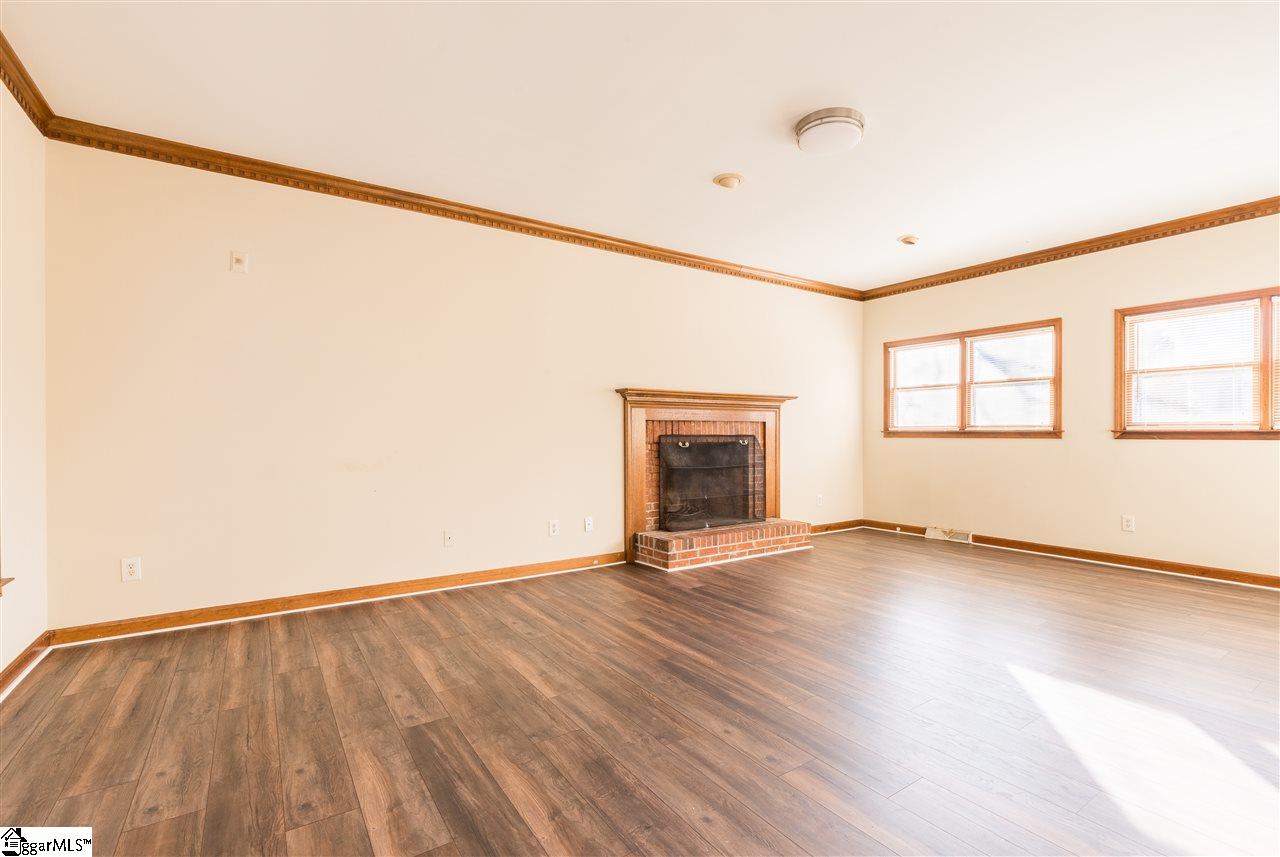 36 Oak Grove Lake Road Greenville, SC 29615 - Photo 5 of 29 Gallery Image 5