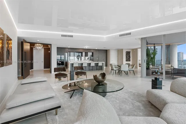 $3,500,000 | 851 Northeast 1st Avenue, Unit PH4912, Miami, FL 33132