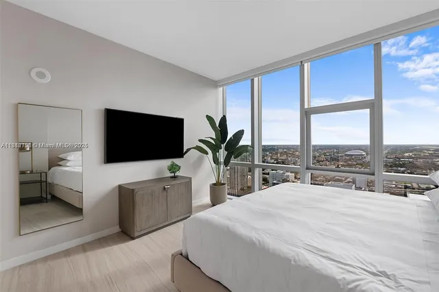 $3,500,000 | 851 Northeast 1st Avenue, Unit PH4912, Miami, FL 33132