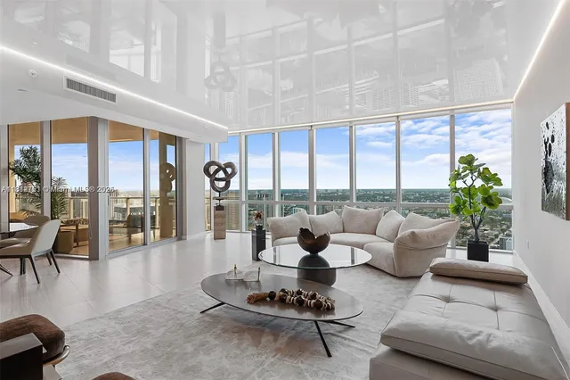 $3,500,000 | 851 Northeast 1st Avenue, Unit PH4912, Miami, FL 33132