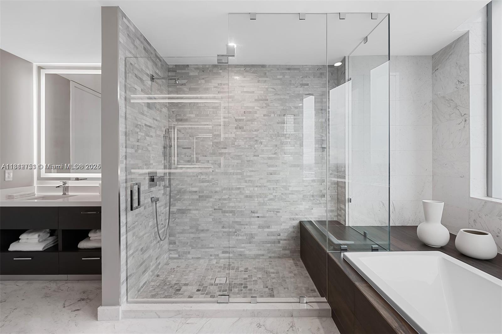 851 Northeast 1st Avenue, Unit PH4912 Miami, FL 33132 - Photo 8 of 50