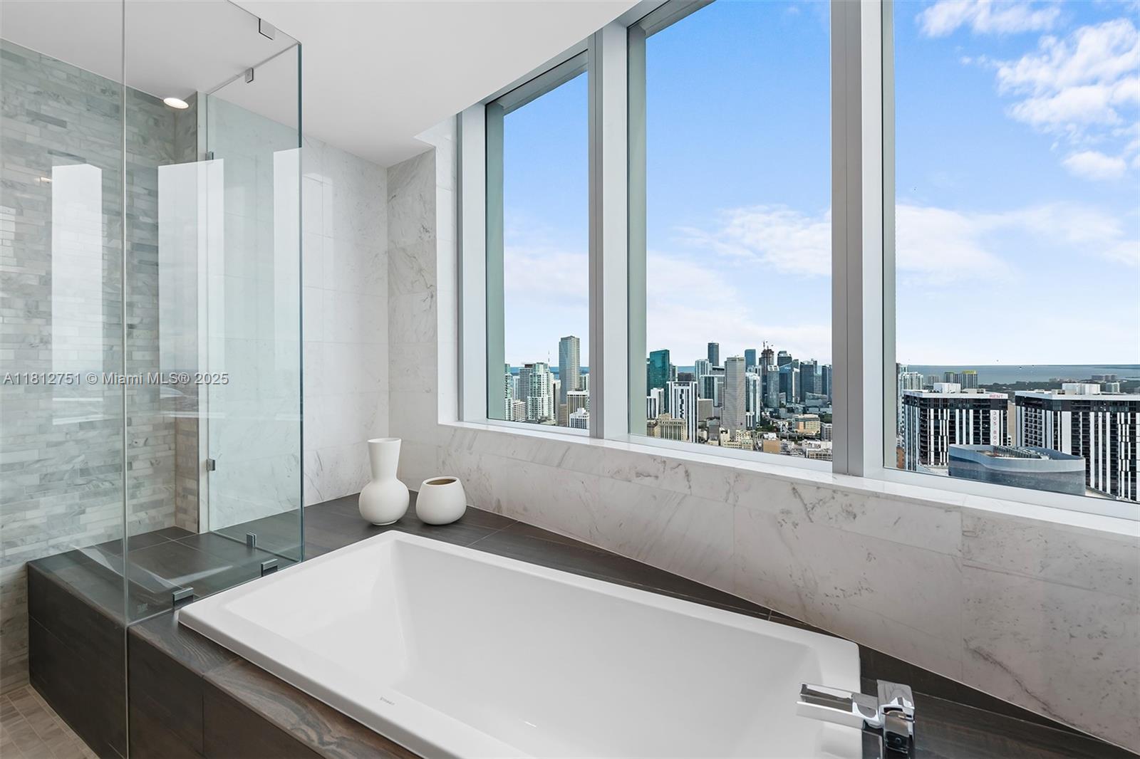 851 Northeast 1st Avenue, Unit PH4912 Miami, FL 33132 - Photo 10 of 50