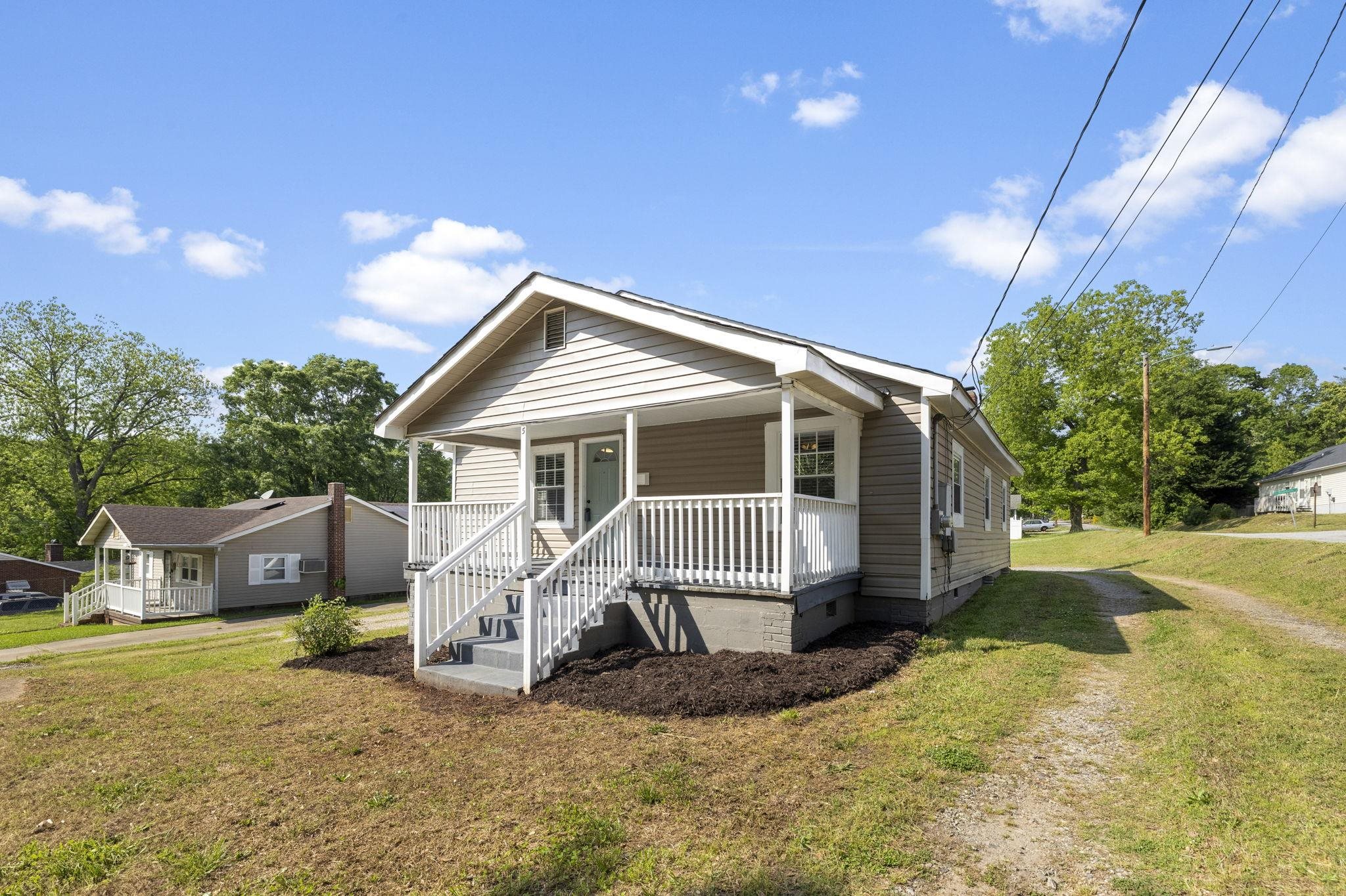 5 Vehorn Street Inman, SC 29349 - Photo 2 of 26
