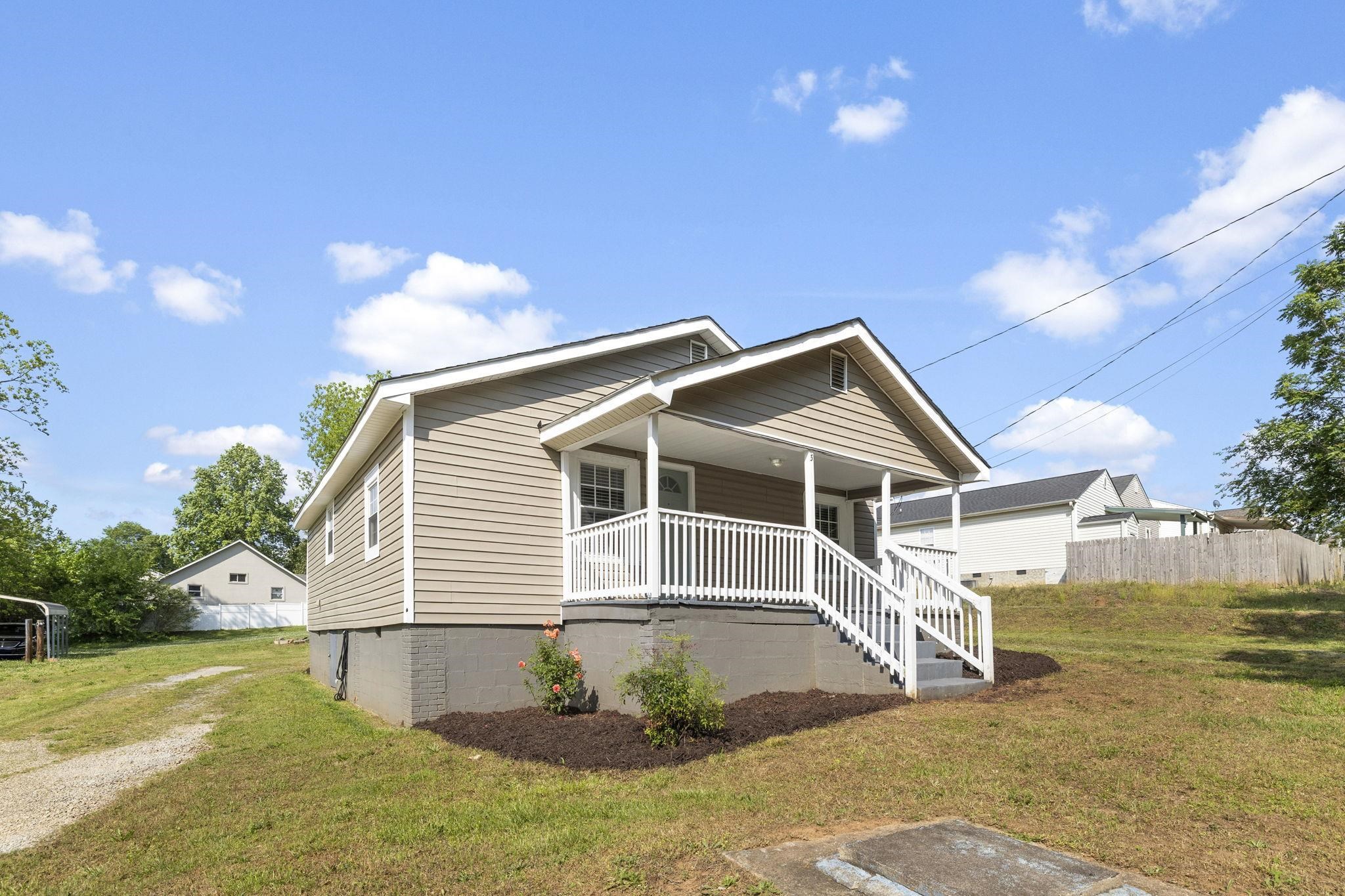 5 Vehorn Street Inman, SC 29349 - Photo 3 of 26