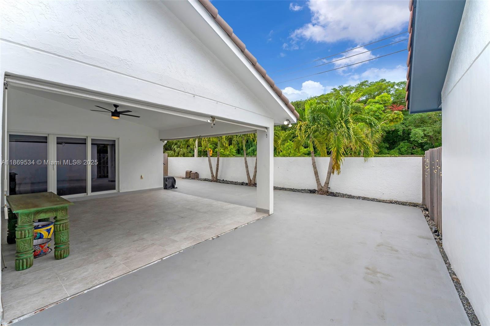 11186 Southwest 75th Terrace Miami, FL 33173 - Photo 18 of 26 a view of outdoor space and yard