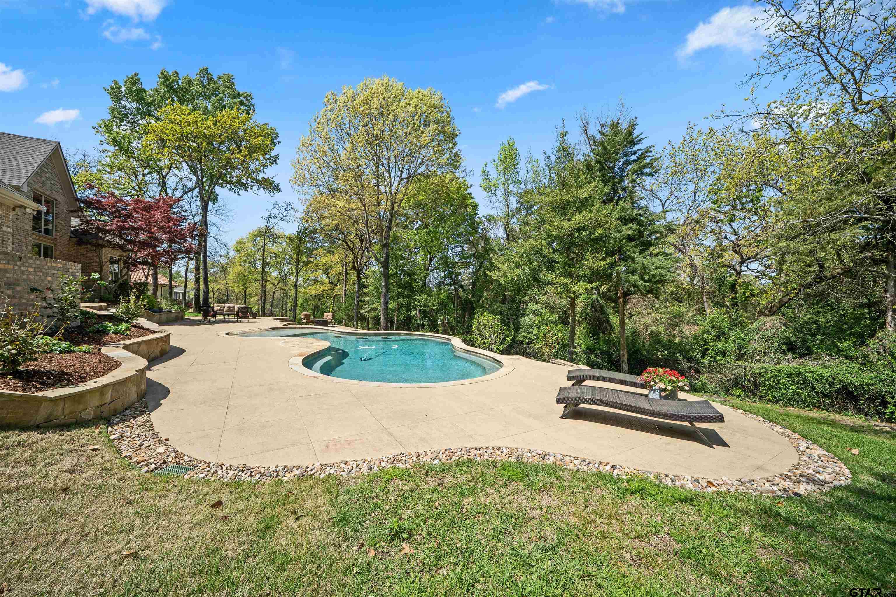 2015 Stonegate Valley Drive Tyler, TX 75703 - Photo 35 of 48