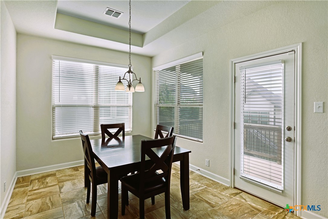 513 Concerto Ct Spring Branch Spring Branch, TX 78070 - Photo 8 of 22 Breakfast nook